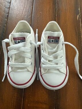 Converse Kids White Sneakers with Red Trim Low Tops